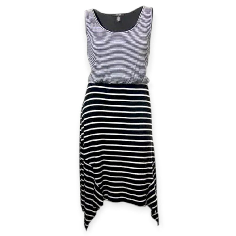 NWT Style & Co Plus Size 0X Striped Sharkbite Hem Dress Black White